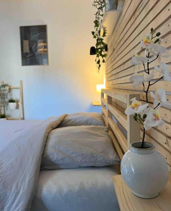 Boho Apartment In Der Stadtmitte Лар Екстериор снимка