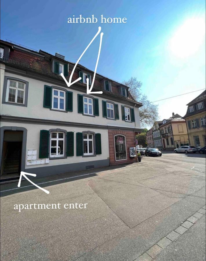 Boho Apartment In Der Stadtmitte Лар Екстериор снимка